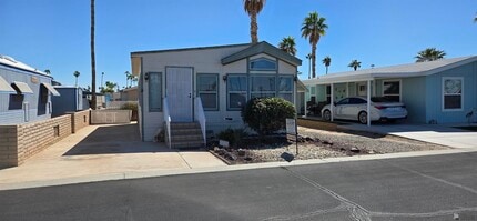 Building Photo - 5707 E 32nd St