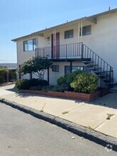 Building Photo - 2122 Pico Pl