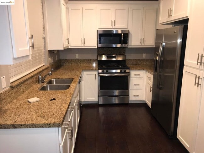 Building Photo - 482 Crimson Clover Ct