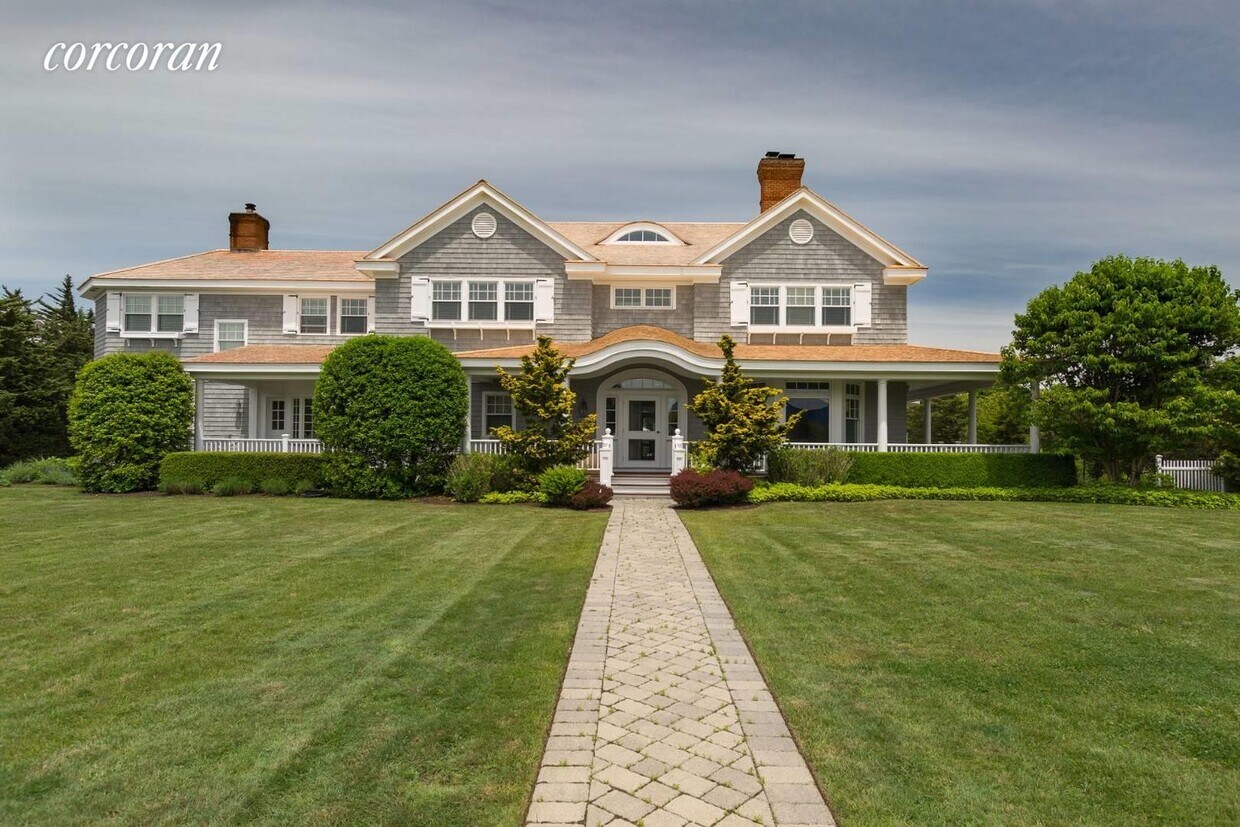 Primary Photo - 4 Hobart Ln