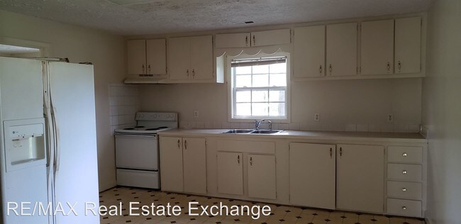 Building Photo - 2 br, 1 bath House - 160 Coleman Street
