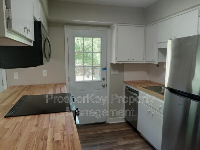 Foto del edificio - 5109 Thomason Ave