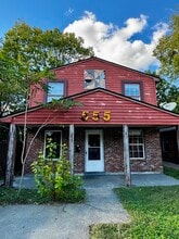 Building Photo - 555 N Limestone