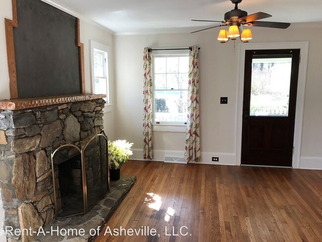 Foto del edificio - 2 br, 1 bath House - 22 Ezelle Street