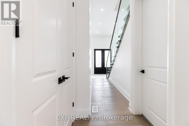 Building Photo - 6612 Harmony Hill