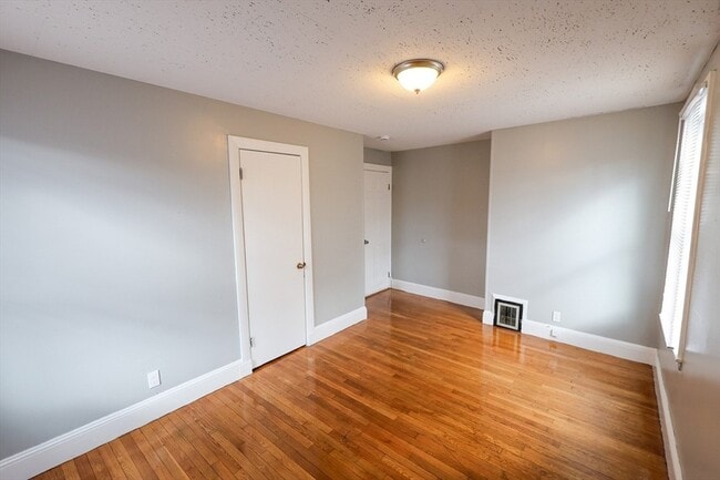 Photo - 4 Standard St Apartment