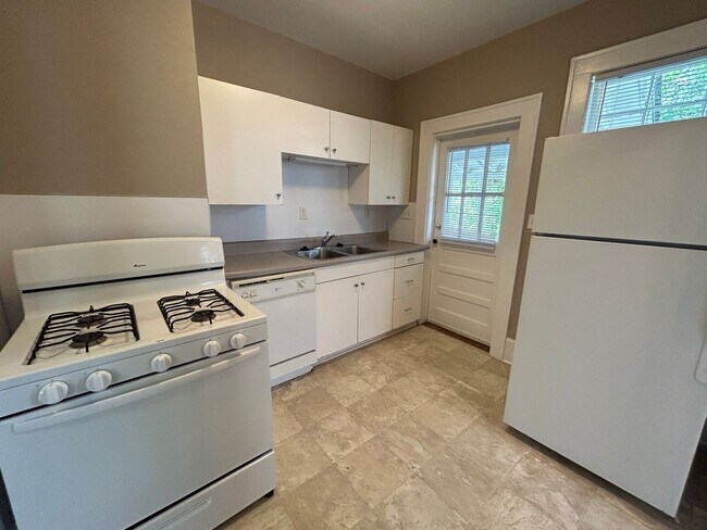 Foto del edificio - Adorable One Bedroom Apartment in Dilworth!