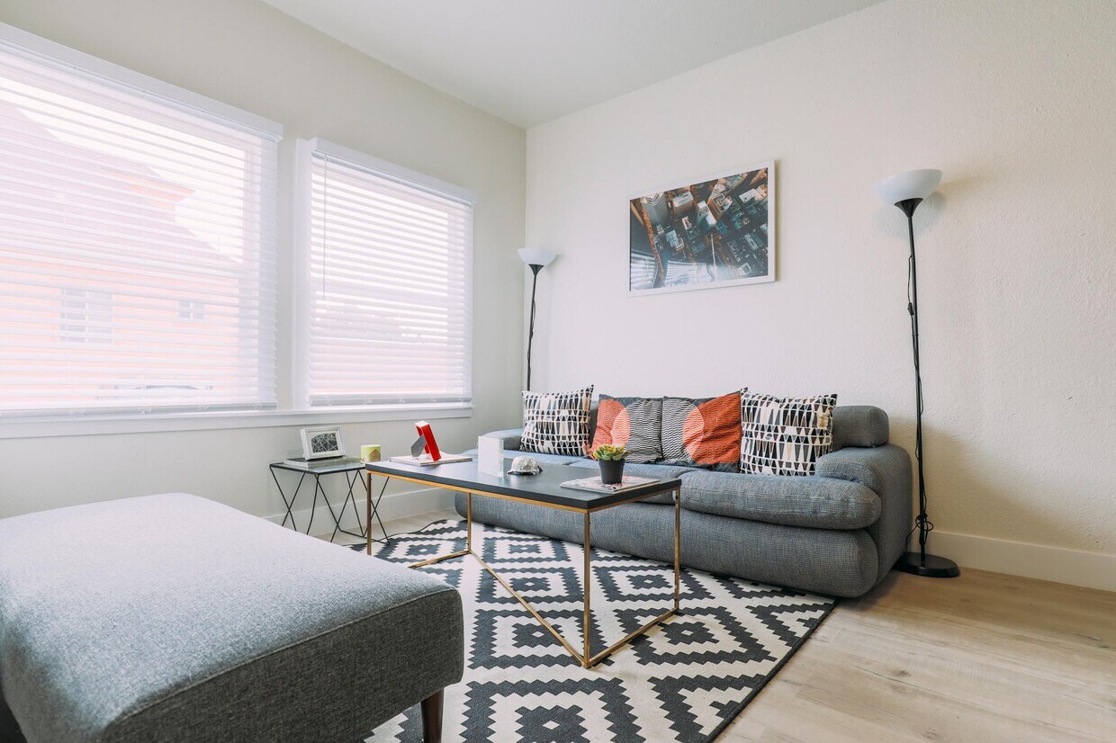 Foto principal - 1707 36th Ave