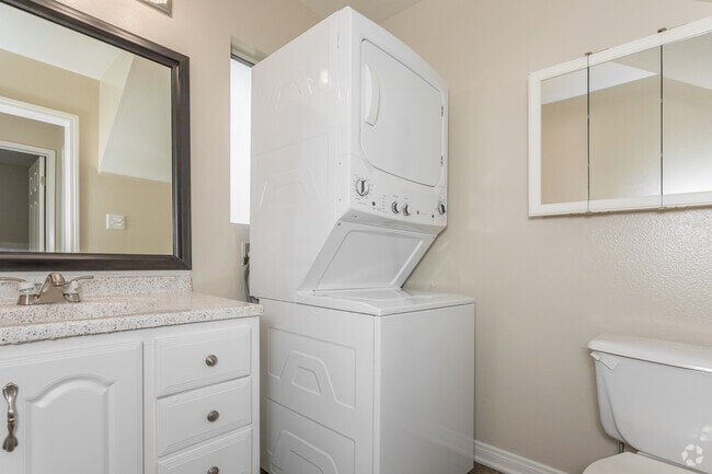 2BR, 1.5BA - 1052 SF - Mango Tree