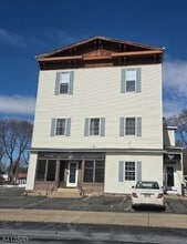 Building Photo - 25 Main St