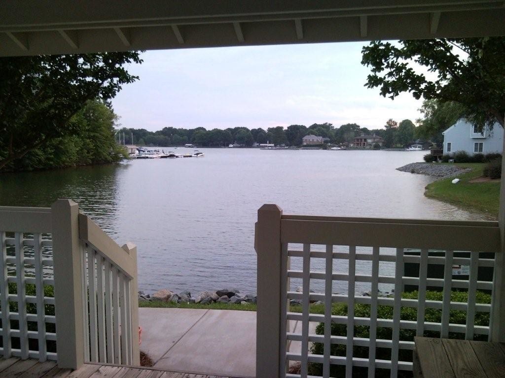 Relaxing Lake Norman Community - 18801 Nautical Dr