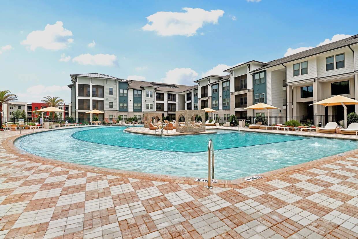 Tropia Luxury Apartments - Apartments in Jacksonville, FL | Apartments.com