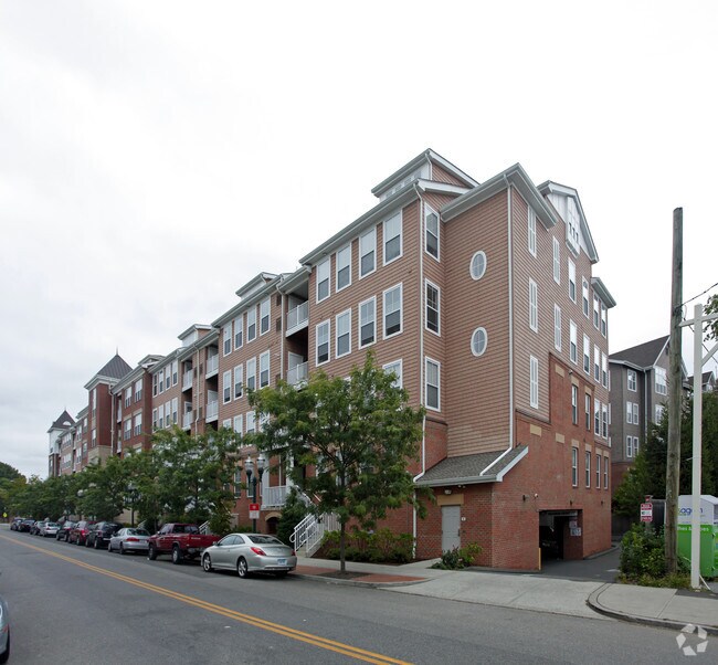 Foto del edificio - Adams Mill River House