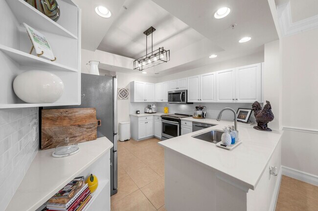 Foto del edificio - 3545 Laurel Greens Ln N