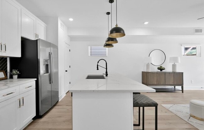 Foto del edificio - 8021 Cora St