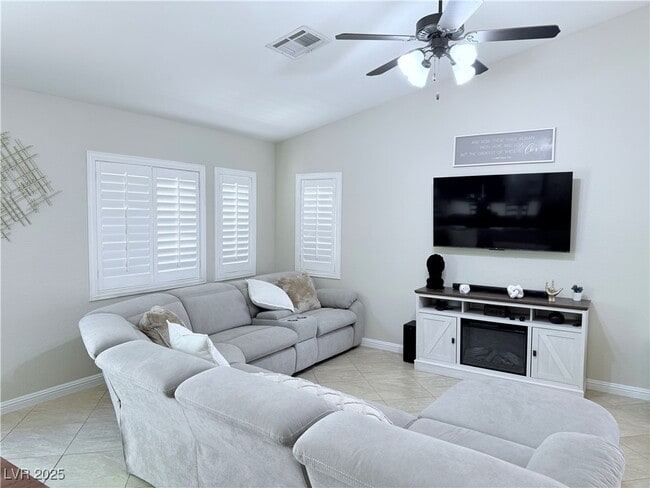 Building Photo - 5917 Pearlie May Ct