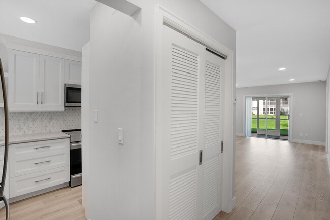 Foto del edificio - 18081 SE Country Club Dr