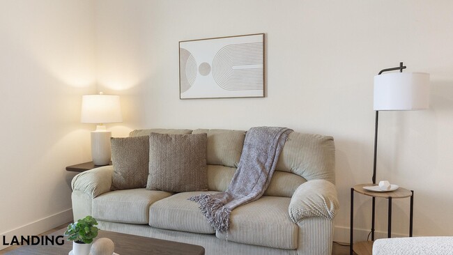 Building Photo - 10670 Jake Jabs Blvd