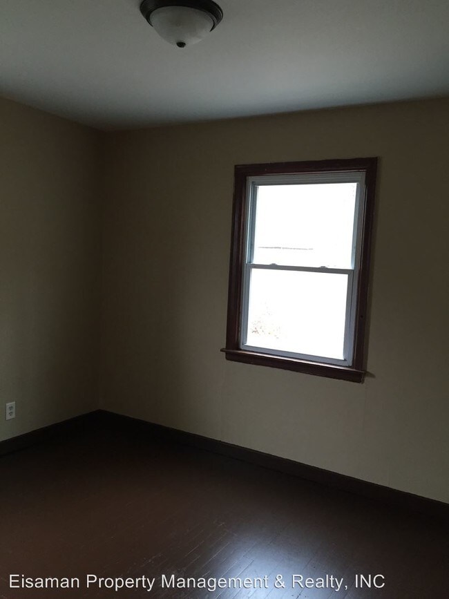 Building Photo - 4205 Oliver St