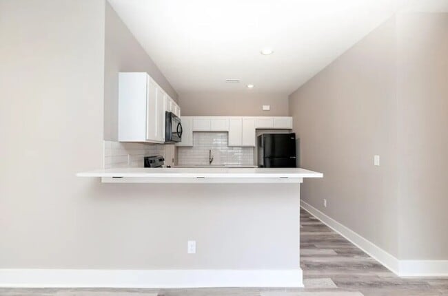 Building Photo - 4476 N Sandplum St
