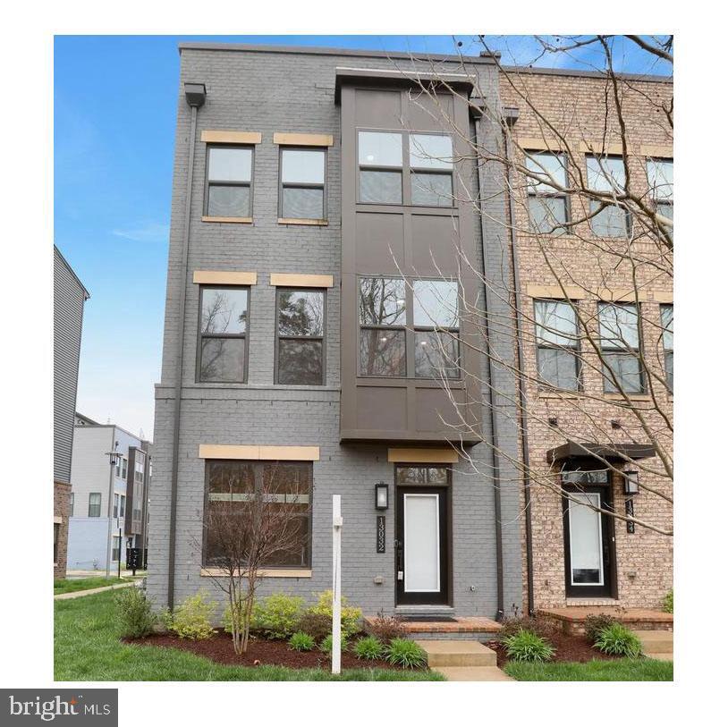 Foto principal - 13032 Hattontown Square
