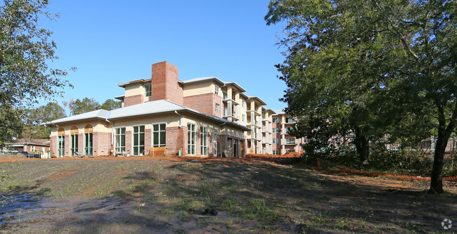 Foto del edificio - Canopy Oaks