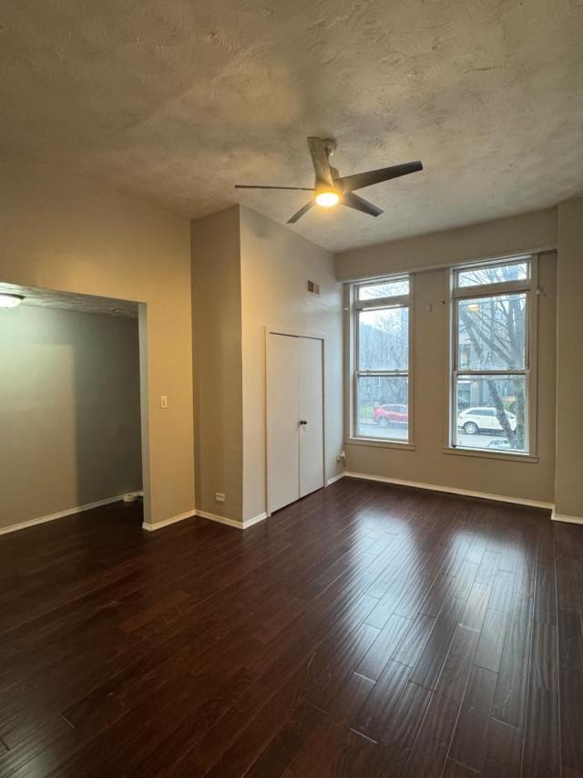 Foto del edificio - 2 bedroom in CHICAGO IL 60612