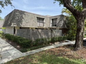Building Photo - 406 4th Terrace
