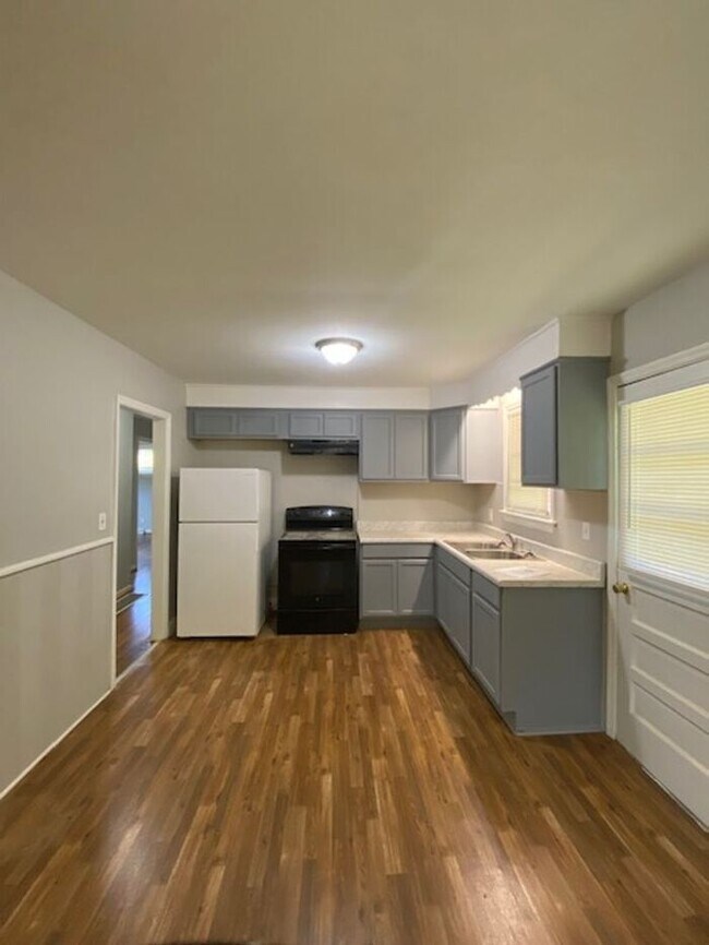 Building Photo - 3 bed 1.5 bath near Augusta Road