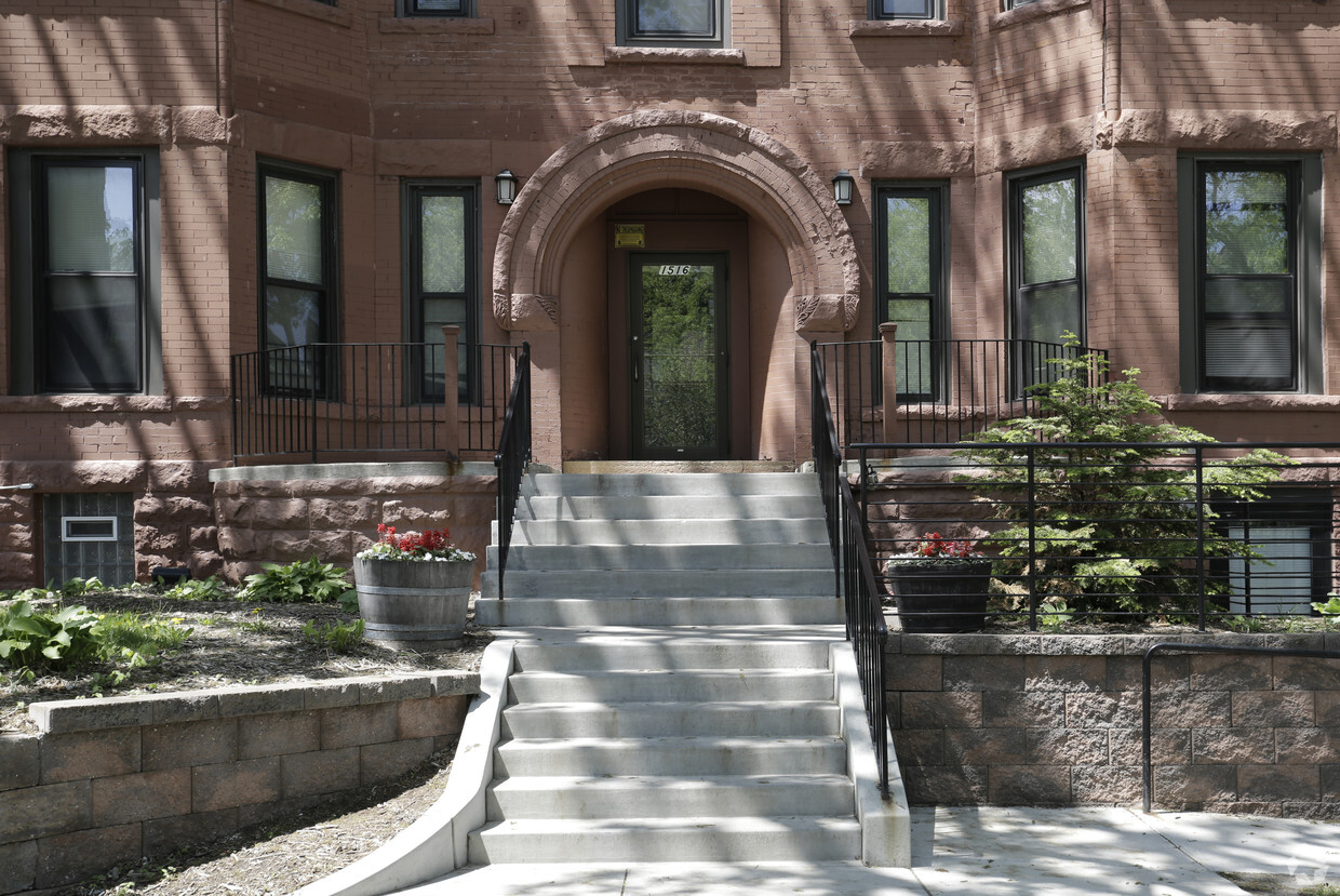 Foto del edificio - 1516 S Elliot Ave