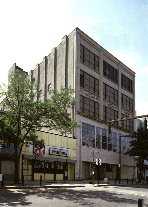 Foto del edificio - Davenport Lofts