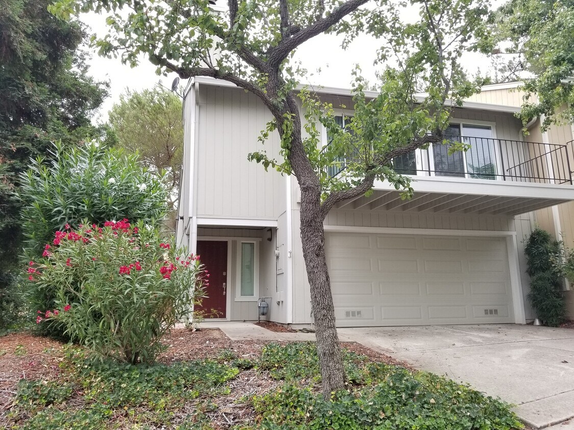 Foto principal - 3 Bed 2 Bath In Martinez (Sunrise Ridge)