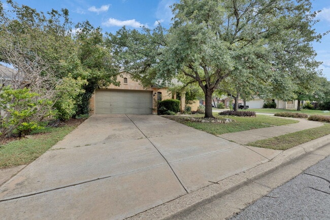 Building Photo - Move In Special- $250 off 1st Full Months ...