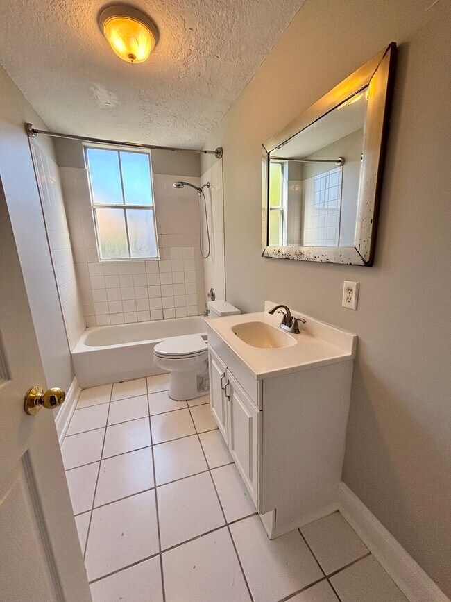 Foto del edificio - 6TH311  8