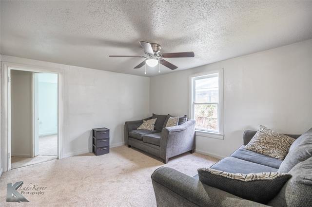 Foto del edificio - 818 Ballinger St