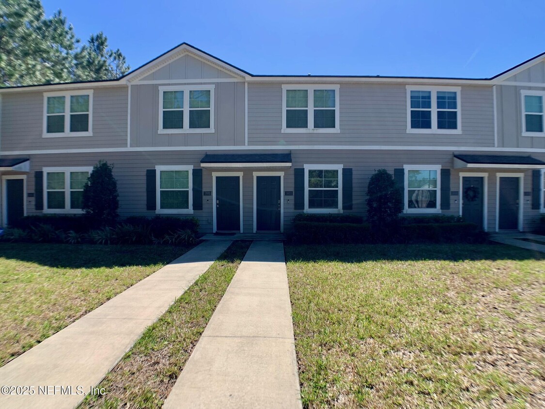 Foto principal - 575 Oakleaf Plantation Pkwy