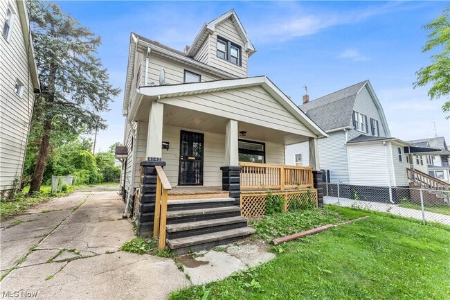 Building Photo - 4142 E 143rd St