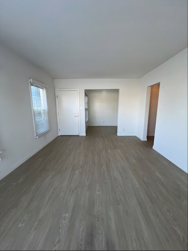 Foto del edificio - 5754 Morley St