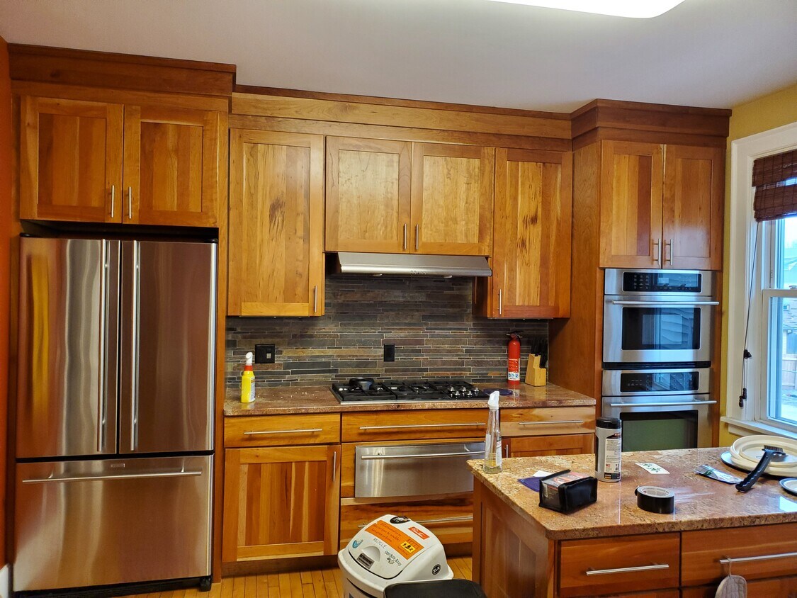 Kitchen - 317 W Doty St