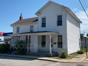 Building Photo - 22-22 S Twin St