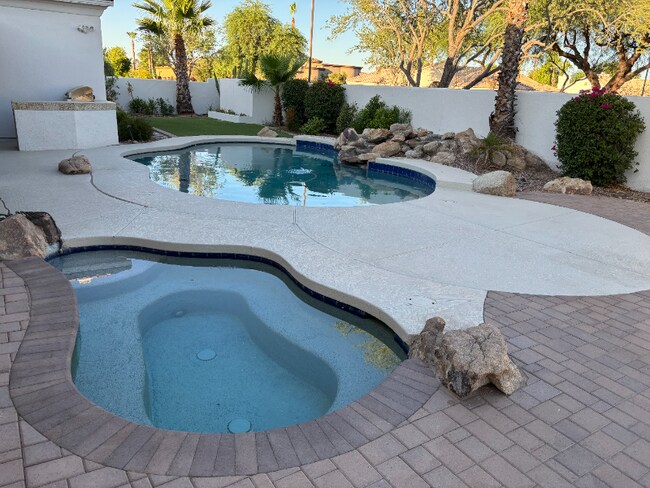 Foto del edificio - 12424 N 90th Pl