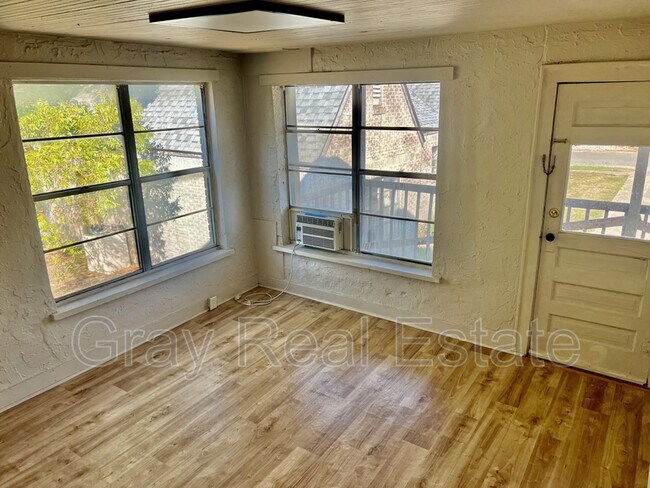 Foto del edificio - 907 1/2 S Stockton