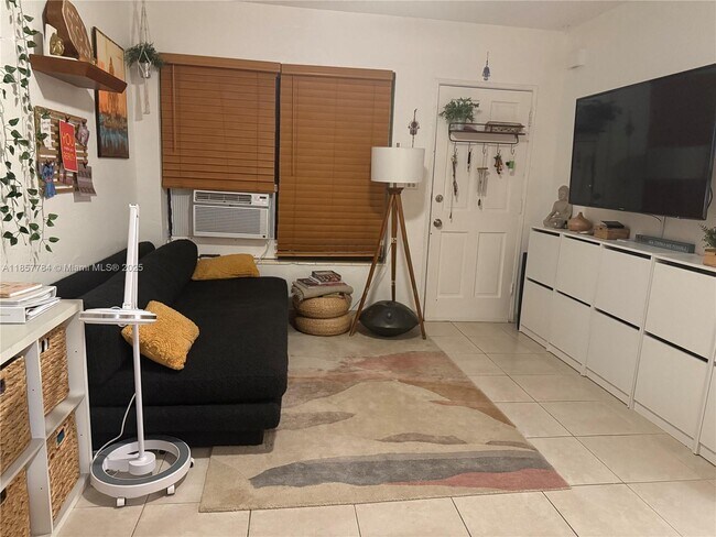 Foto del edificio - 700 83rd St