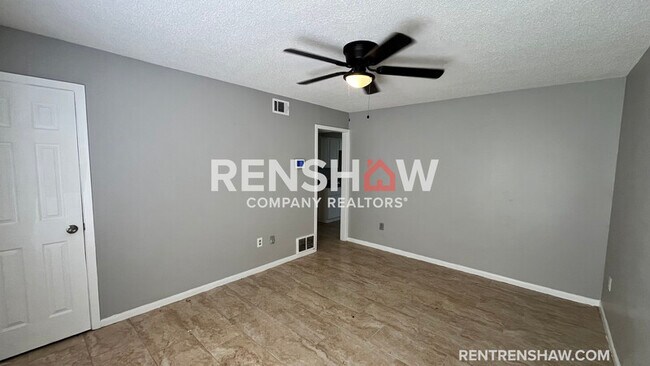 Foto del edificio - 5333 Clinchport Cir