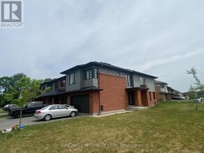 Building Photo - 747 Acai Wy