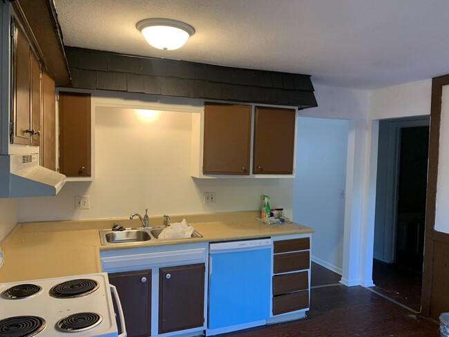 Building Photo - 5835 Orchard Ct