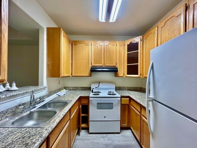 Foto del edificio - 1000 Ranchway Dr