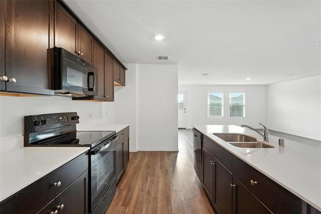 Building Photo - 5348 Finbrooke Dr