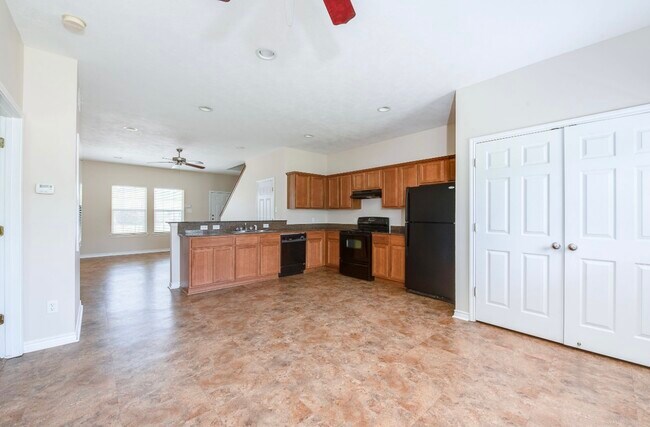 Foto del edificio - 3612 S Hampton Ct