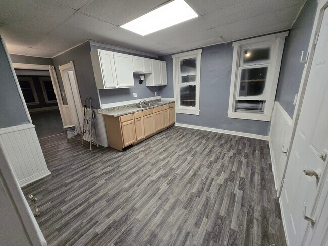 Building Photo - 2139 N 36th St